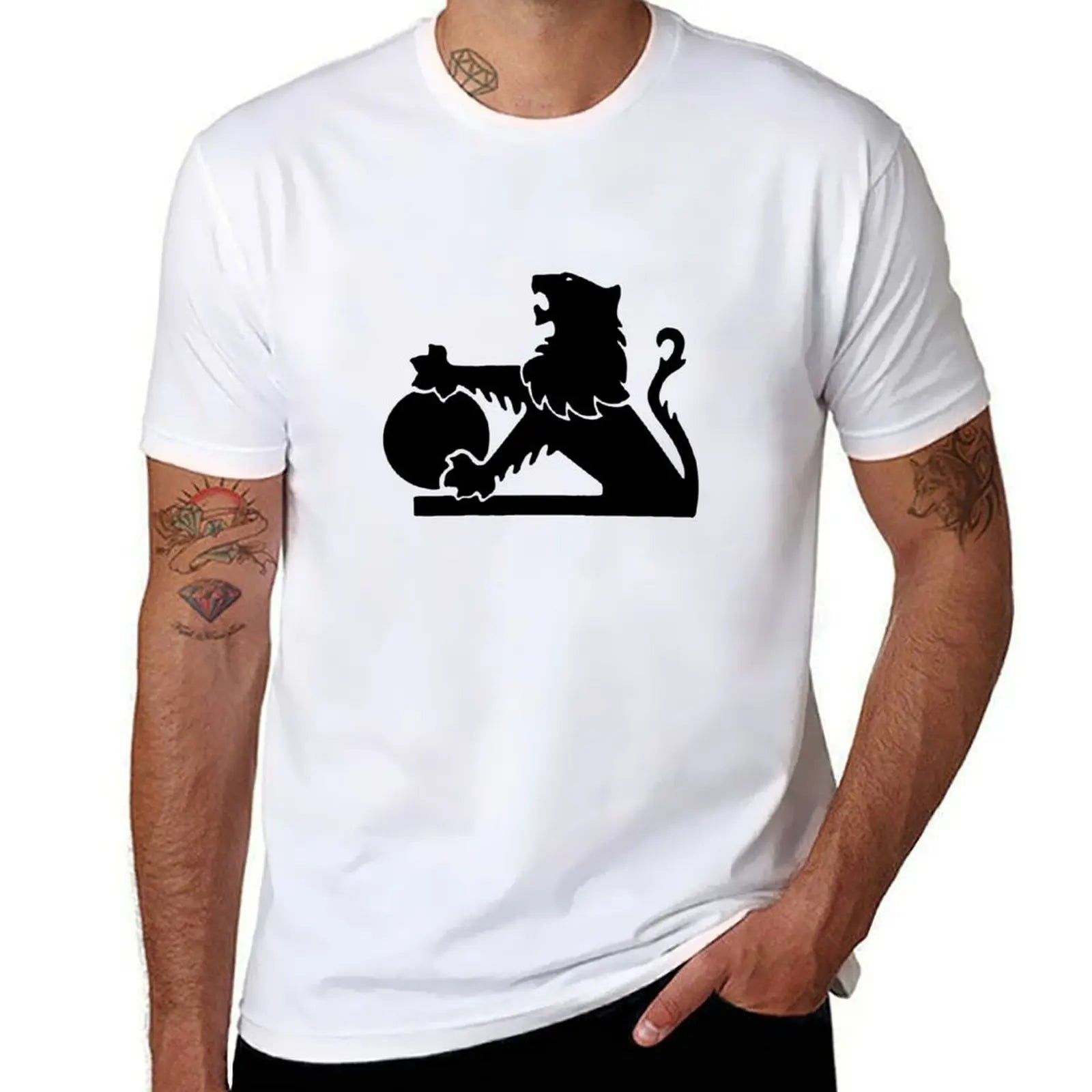 Old t shirt essential funny man T-Shirt